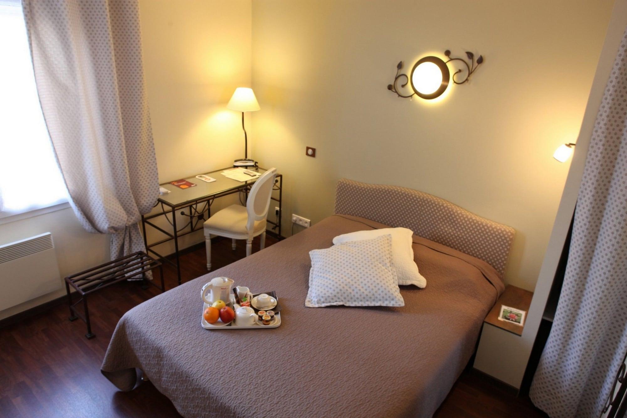 Ulysse Centre Hotel 3*